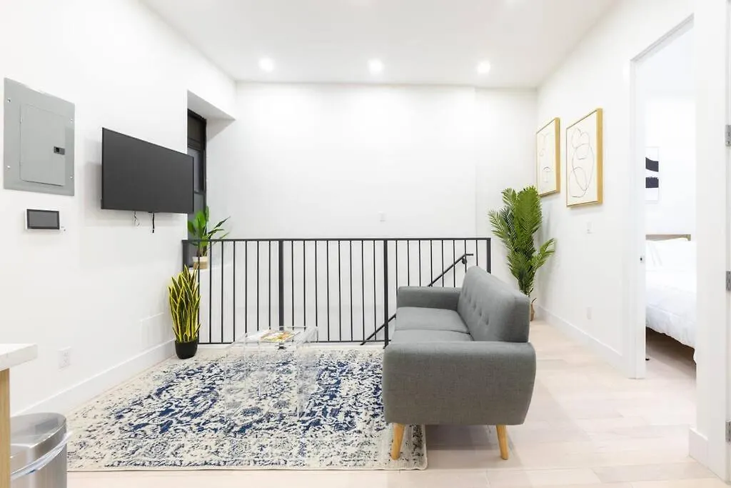 170-G 3Br Duplex With Outdoor Space East Village New York