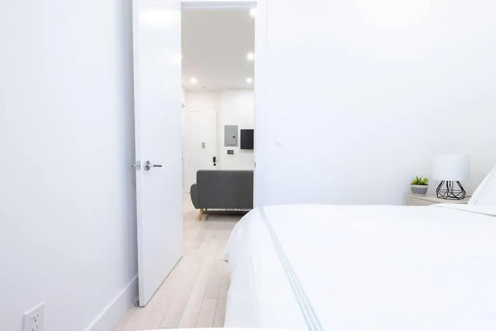 170-G 3Br Duplex With Outdoor Space East Village New York 0*,  ABD