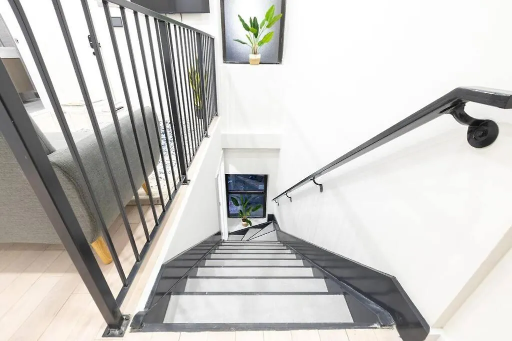 170-G 3Br Duplex With Outdoor Space East Village New York Daire